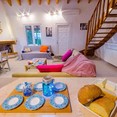 Vista Villa *